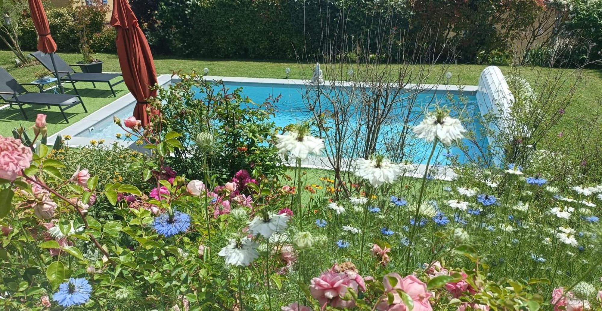 Apartment Le Jardin De Nigelle , Bas De En Provence *